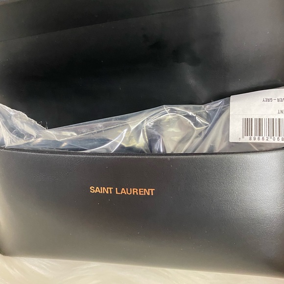 Saint Laurent glitter and red star sunglasses - Picture 12 of 12